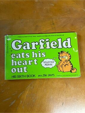 VTG 1983 Garfield Eats His Heart Out Comic Paperback Book 1st Printing